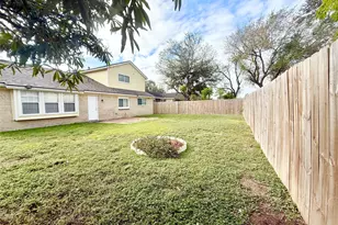 10423 Kirkshire Dr, Houston, TX 77089 - Photo 41