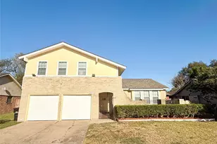 10423 Kirkshire Dr, Houston, TX 77089 - Photo 1