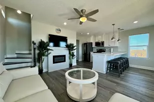 4822 Palm St, Surfside Beach, TX 77541 - Photo 3