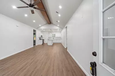 6109 Woodrow Street, Texas City, TX 77591 - Photo 5