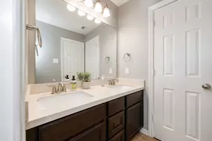 27511 Caldwell Sky Ln, Fulshear, TX 77441 - Photo 33