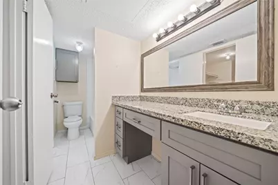 2750 Holly Hall Street #1510, Houston, TX 77054 - Photo 13