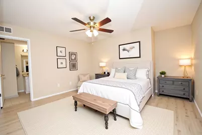781 Country Place Drive #2084, Houston, TX 77079 - Photo 9