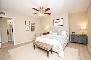 781 Country Pl Dr, Houston, TX 77079 - Photo 9