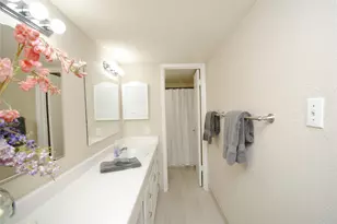 781 Country Pl Dr, Houston, TX 77079 - Photo 15