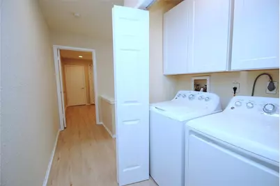 781 Country Place Drive #2084, Houston, TX 77079 - Photo 17