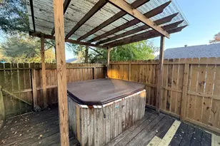 16214 Dunmoor Dr, Houston, TX 77059 - Photo 33