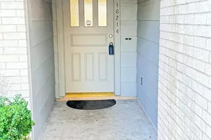 16214 Dunmoor Dr, Houston, TX 77059 - Photo 3