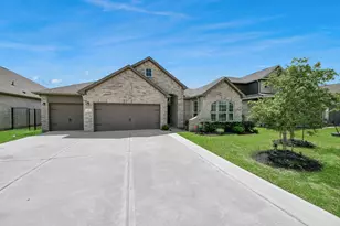 1614 Sequoia Run Dr, Rosharon, TX 77583 - Photo 1