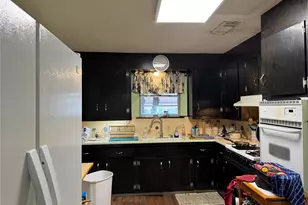 308 Edgewater St, Richwood, TX 77531 - Photo 9