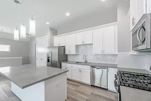 240 Julia St, Houston, TX 77022 - Photo 1