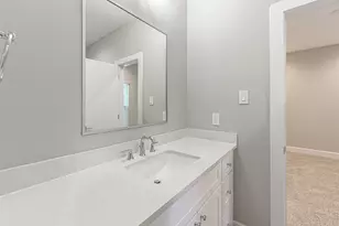 240 Julia St, Houston, TX 77022 - Photo 33