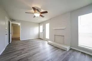 10919 Skybird Dr, Houston, TX 77064 - Photo 5