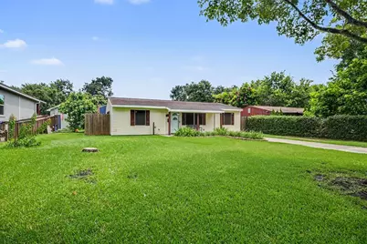 905 15th Ave N, Texas City, TX 77590 - Photo 27
