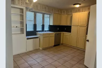 17149 Beaver Springs Drive #13, Houston, TX 77090 - Photo 5