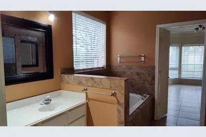 15003 Changing Oak Ridge Court, Houston, TX 77082 - Photo 7
