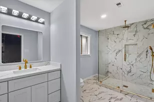 5923 Rutherglenn Dr, Houston, TX 77096 - Photo 25