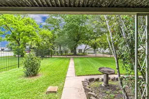 1105 San Jacinto St, Rosenberg, TX 77471 - Photo 35