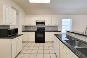 3010 Stonecross Ln, Dickinson, TX 77539 - Photo 19