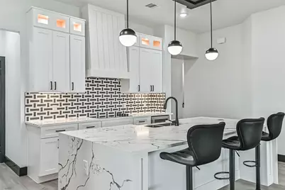 447 Sunset Trail, Angleton, TX 77515 - Photo 19