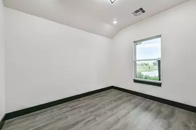 447 Sunset Trail, Angleton, TX 77515 - Photo 7