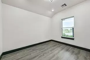 447 Sunset Trail, Angleton, TX 77515 - Photo 7