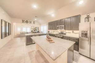 2311 Bright Sunrise Trl, Fresno, TX 77545 - Photo 9