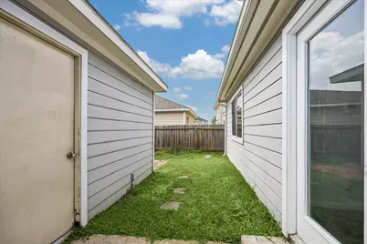 6106 Settlers Lake Circle E, Katy, TX 77449 - Photo 21