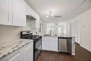 6106 Settlers Lake Cir E, Katy, TX 77449 - Photo 7