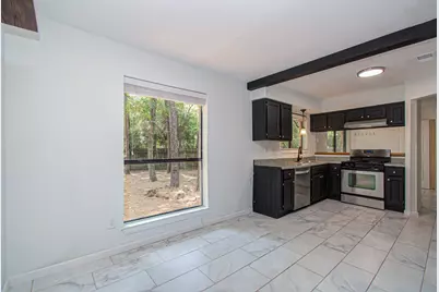 19 Tremont Woods Court, The Woodlands, TX 77381 - Photo 15