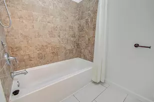 19 Tremont Woods Ct, The Woodlands, TX 77381 - Photo 25