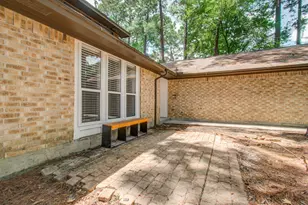 19 Tremont Woods Ct, The Woodlands, TX 77381 - Photo 7