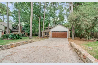 19 Tremont Woods Court, The Woodlands, TX 77381 - Photo 3