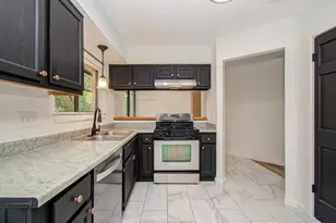 19 Tremont Woods Ct, The Woodlands, TX 77381 - Photo 17