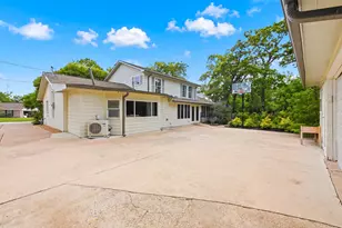 3613 Sunnybrook Ln, Bryan, TX 77802 - Photo 47
