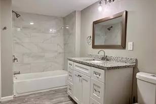 6905 Speaker St, Hitchcock, TX 77563 - Photo 15