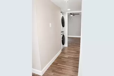 8431 Hearth Drive #3, Houston, TX 77054 - Photo 15