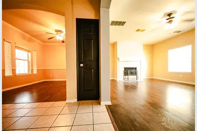 2911 Quail Hawk Drive, Houston, TX 77014 - Photo 3