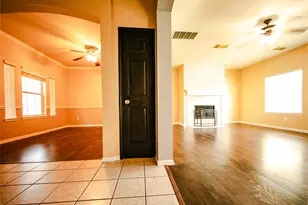 2911 Quail Hawk Dr, Houston, TX 77014 - Photo 3
