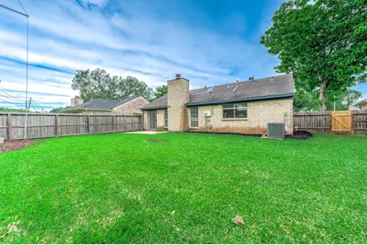3411 E Heatherock Circle, Sugar Land, TX 77479 - Photo 23