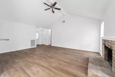 3411 E Heatherock Circle, Sugar Land, TX 77479 - Photo 7