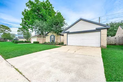 3411 E Heatherock Circle, Sugar Land, TX 77479 - Photo 3