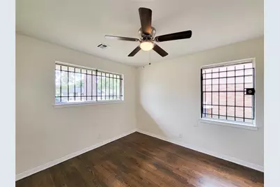7426 Navasota Street, Houston, TX 77016 - Photo 29