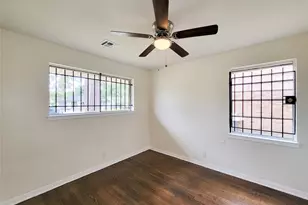 7426 Navasota St, Houston, TX 77016 - Photo 29