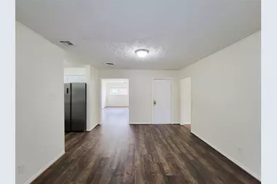 7426 Navasota Street, Houston, TX 77016 - Photo 11