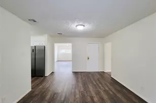 7426 Navasota St, Houston, TX 77016 - Photo 11