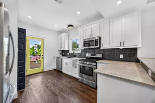 711 Walton St, Houston, TX 77009 - Photo 31