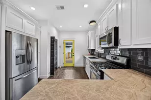 711 Walton St, Houston, TX 77009 - Photo 29