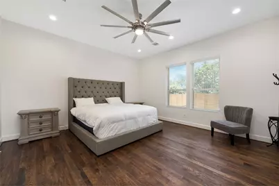 9406 Glenfield Court, Houston, TX 77096 - Photo 9