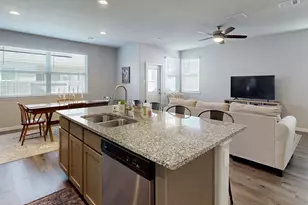 4710 Las Casitas Wy, Bryan, TX 77807 - Photo 5